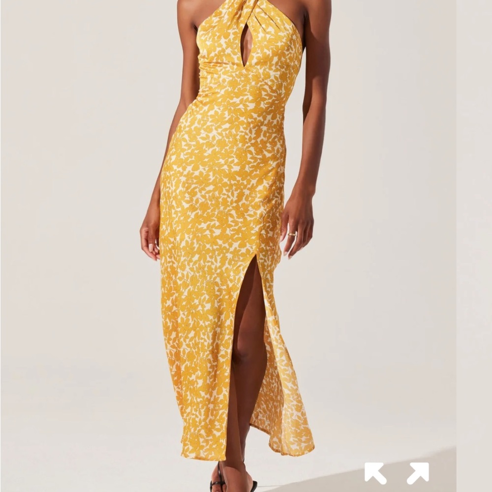 ASTR Marissa Marigold Floral Midi Dress